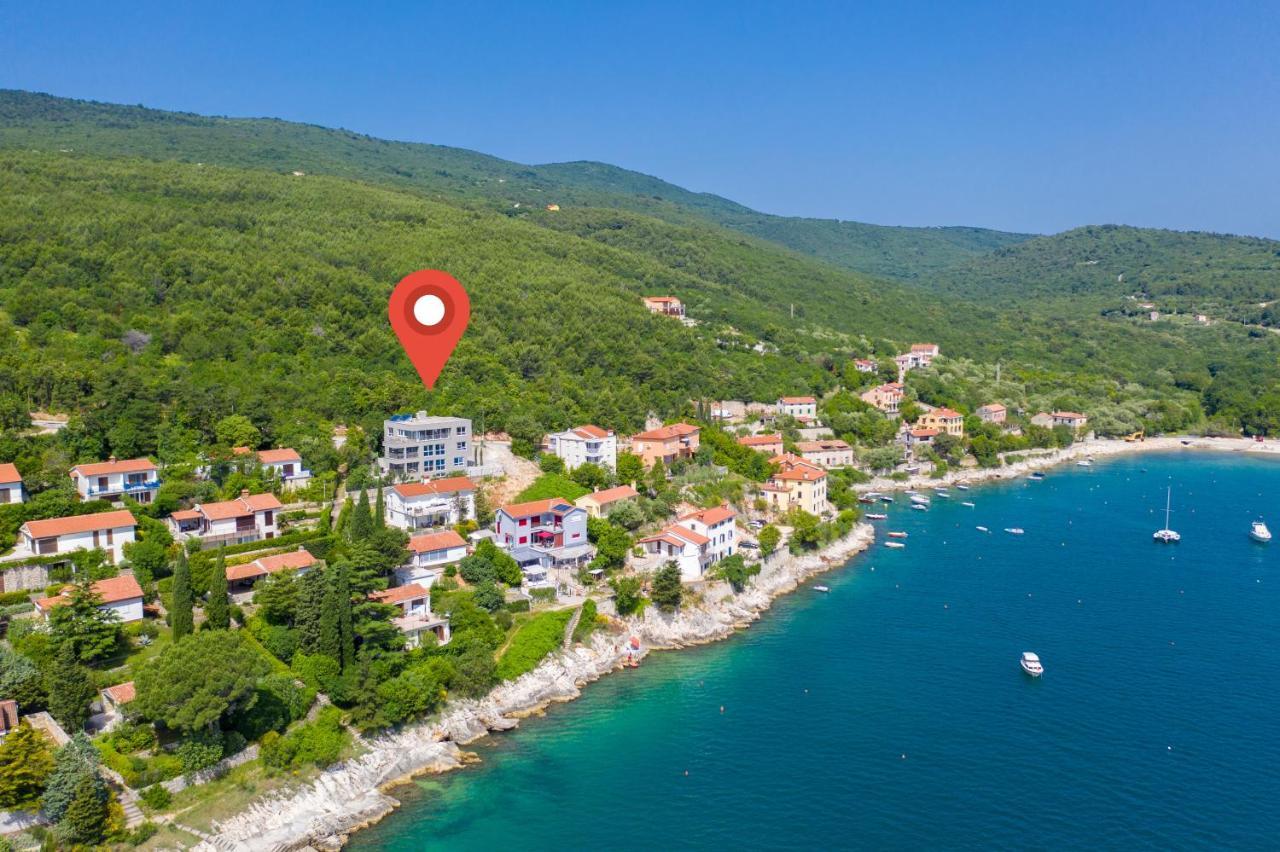 House 61 Apartment Sveta Marina
