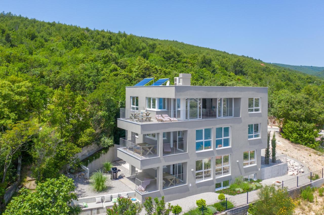 House 61 Sveta Marina