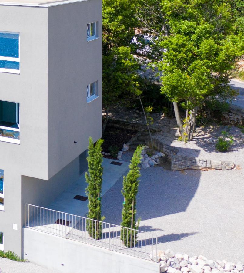 Apartment House 61 *